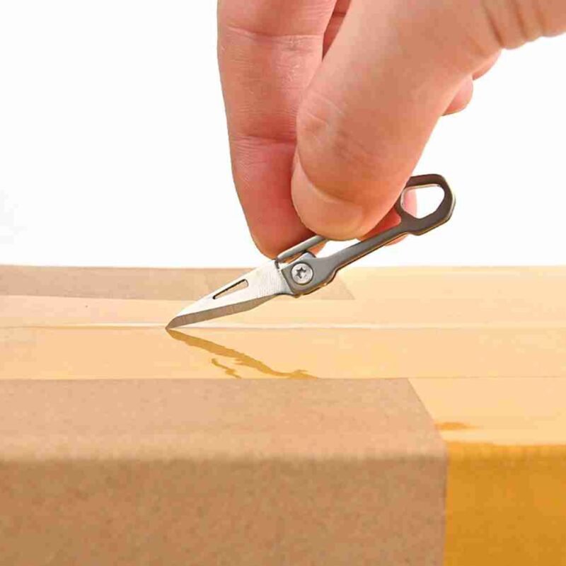 Mini Blade Fold Key Ring Portable Tool Outdoor Camp Knife Keychain Peeler Open Survive Kit Gadget Package Box Opener Hike Pocket